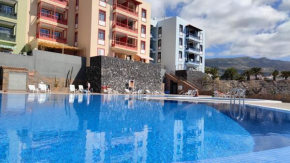 Hübsche Ferienwohnung mit 2 Schlafzimmern, Pool und WLAN, Strandnähe